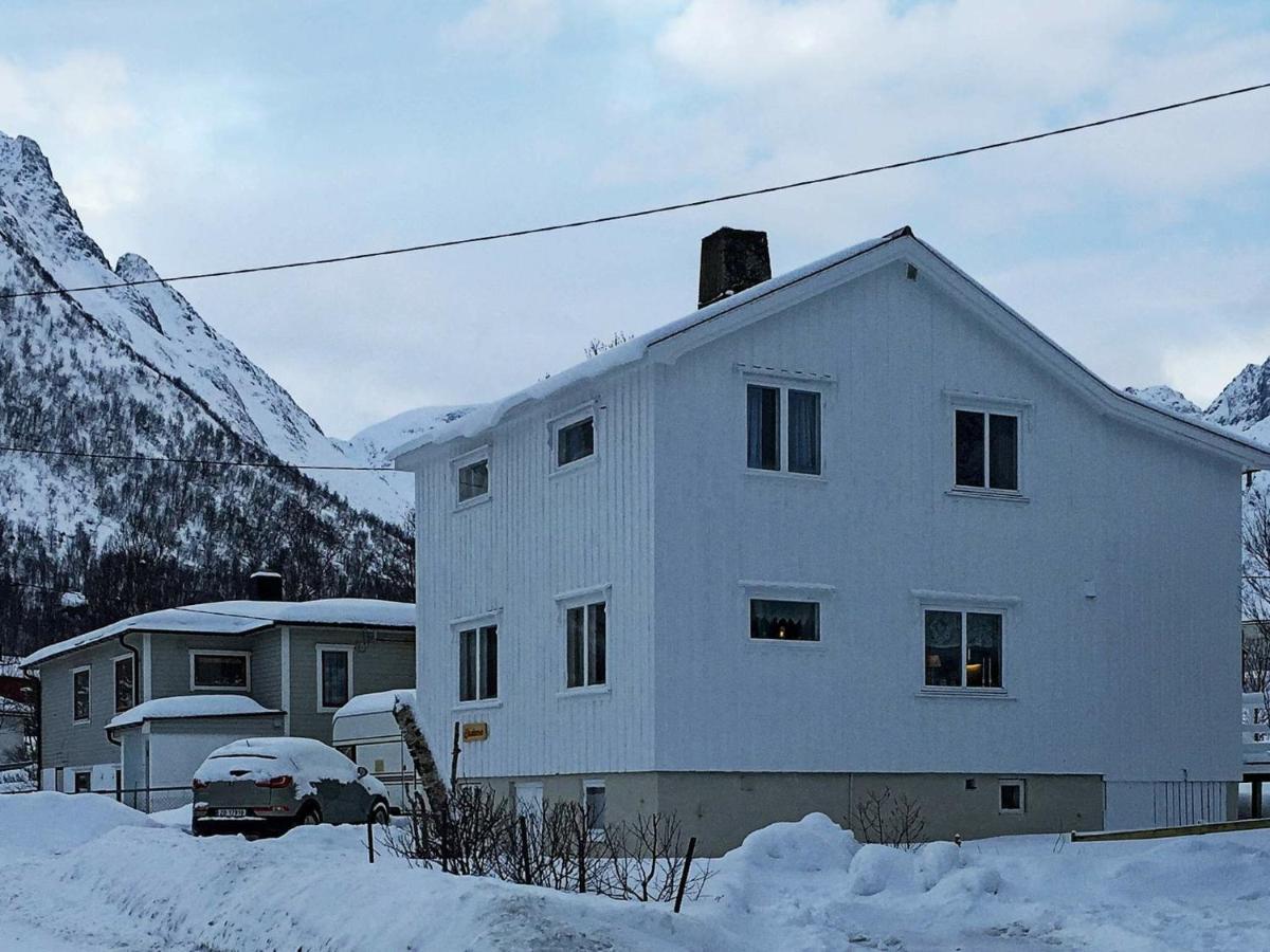 6 Person Holiday Home In Senjahopen Mefjordvær Rom bilde